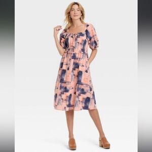 Women’s Puff Short Sleeve Dress